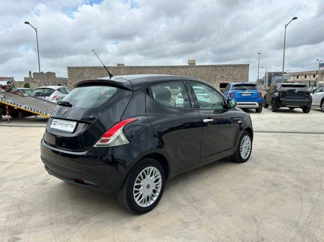 Lancia Ypsilon 1.2 8v Silver s&s 69cv E6