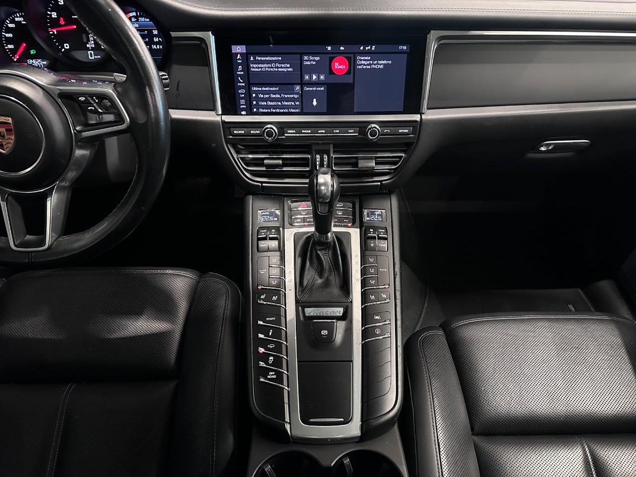 Porsche Macan 2.0 245cv pdk