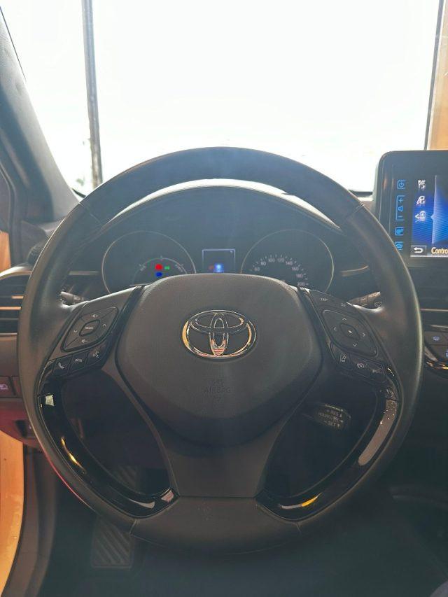 TOYOTA C-HR 1.8 Hybrid E-CVT Active