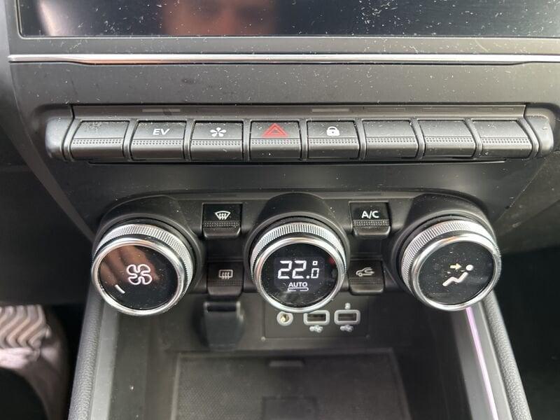 Renault Clio V 2019 1.6 E-Tech hybrid Intens 140cv auto my21