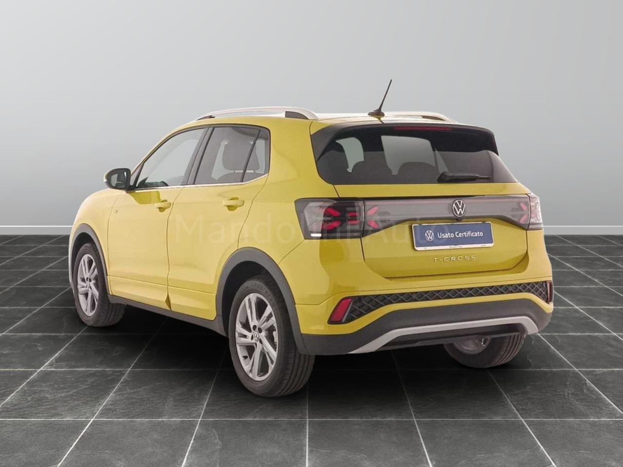 Volkswagen T-Cross 1.0 tsi 115cv r-line