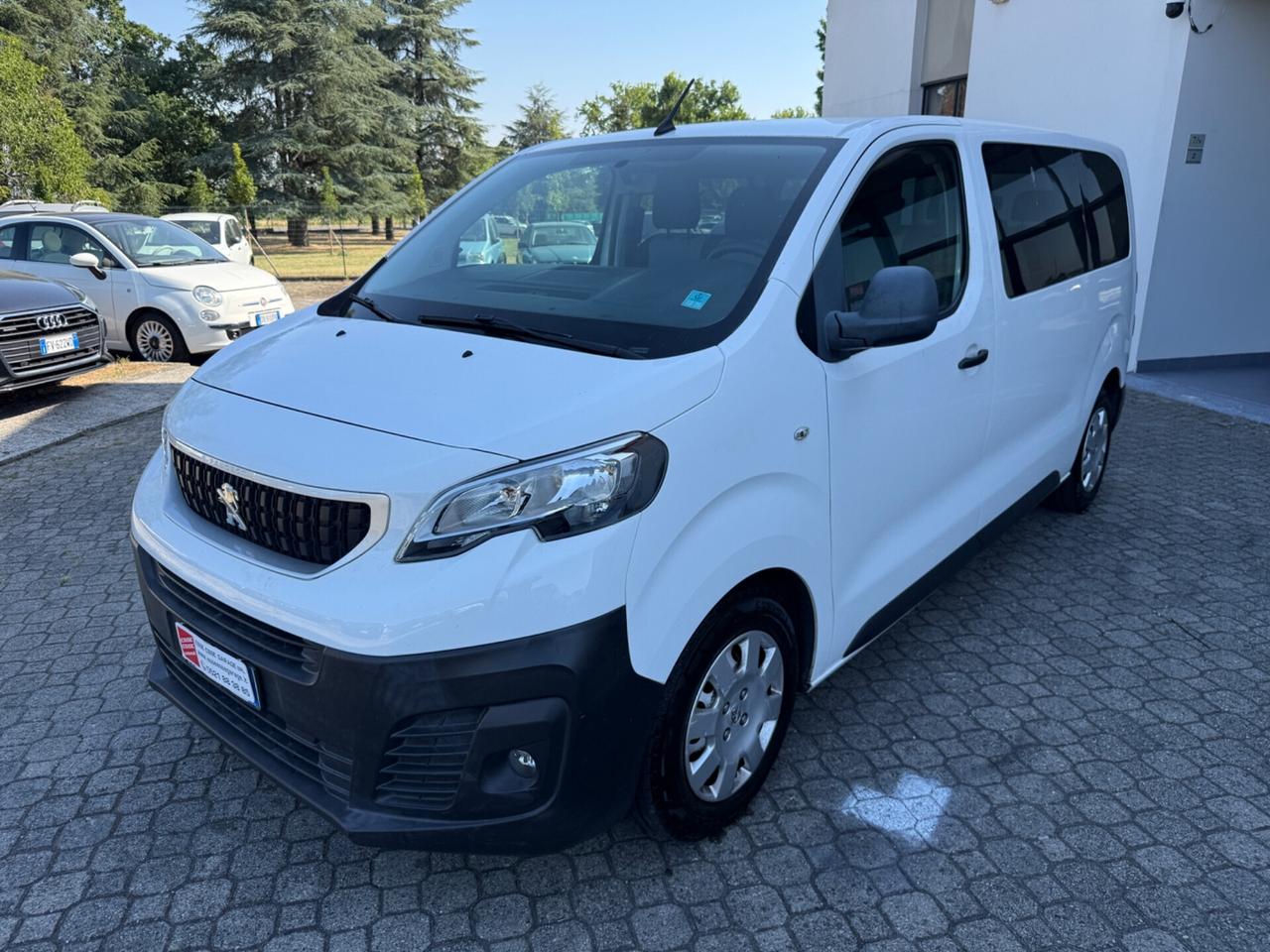 Peugeot Traveller BlueHDi 120 S&S Long|9 POSTI