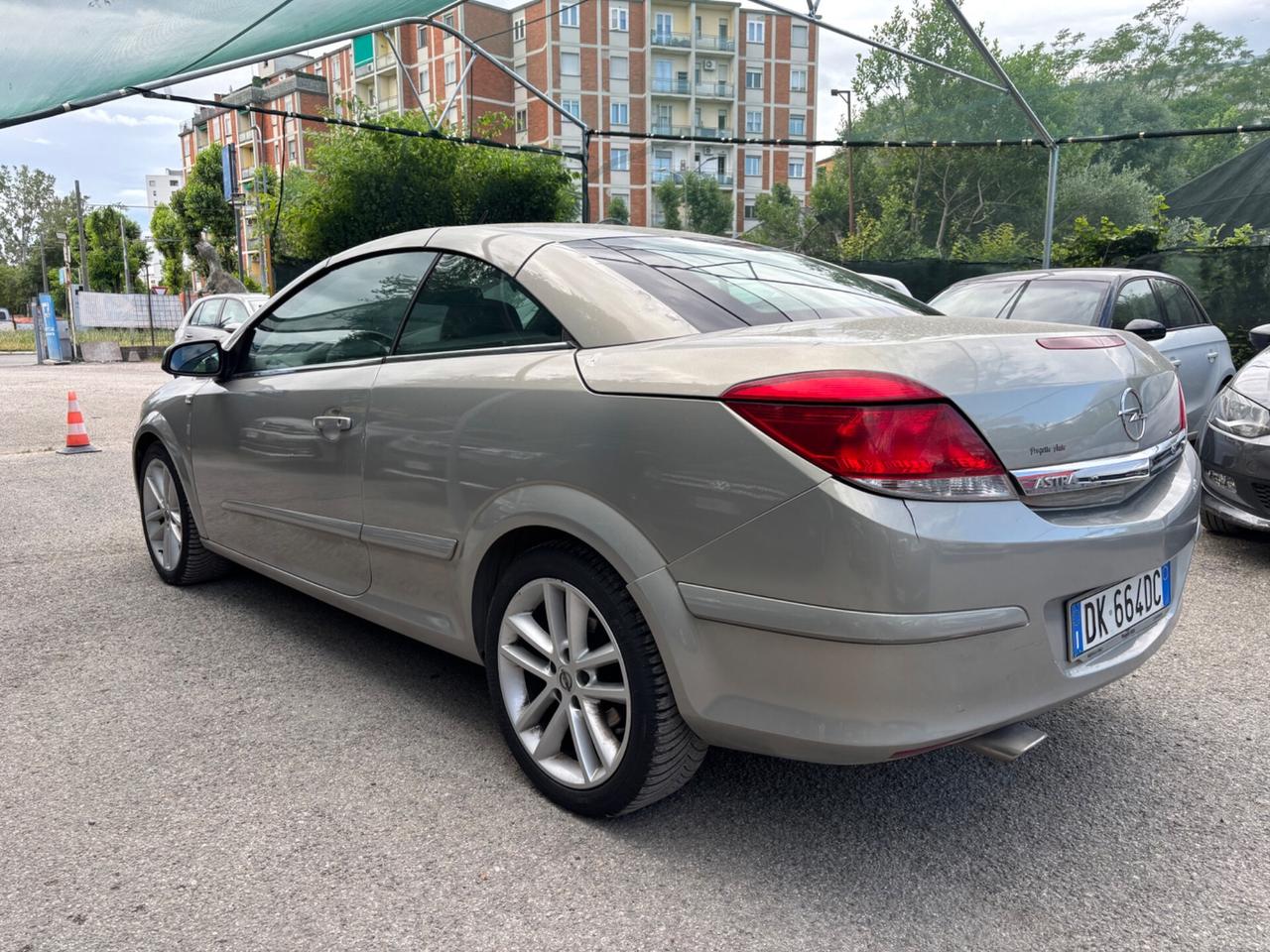 Opel Astra TwinTop 1.6 16V Cosmo CABRIO