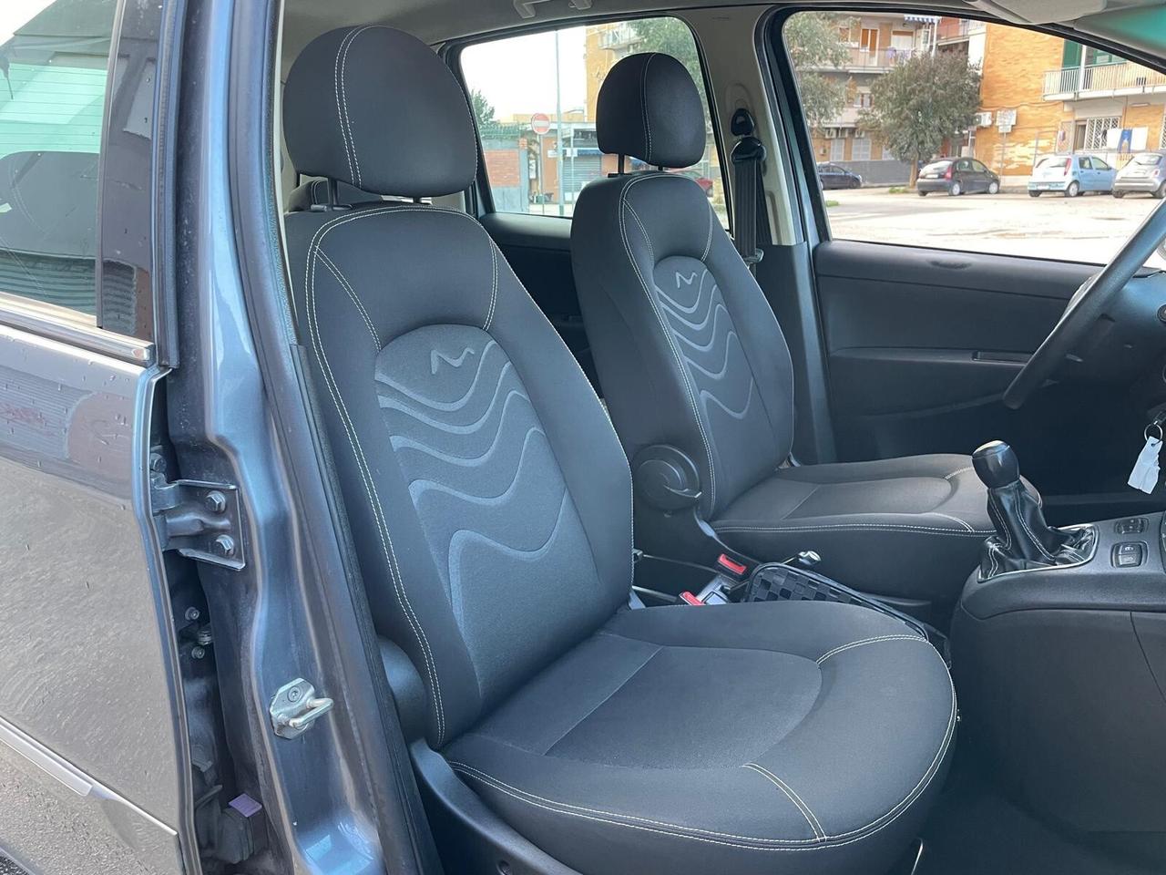 Lancia MUSA 1.3 Mjt 95 CV DFN Diva