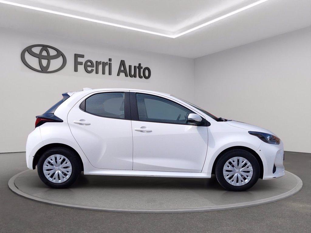 TOYOTA Yaris 1.0 business del 2023