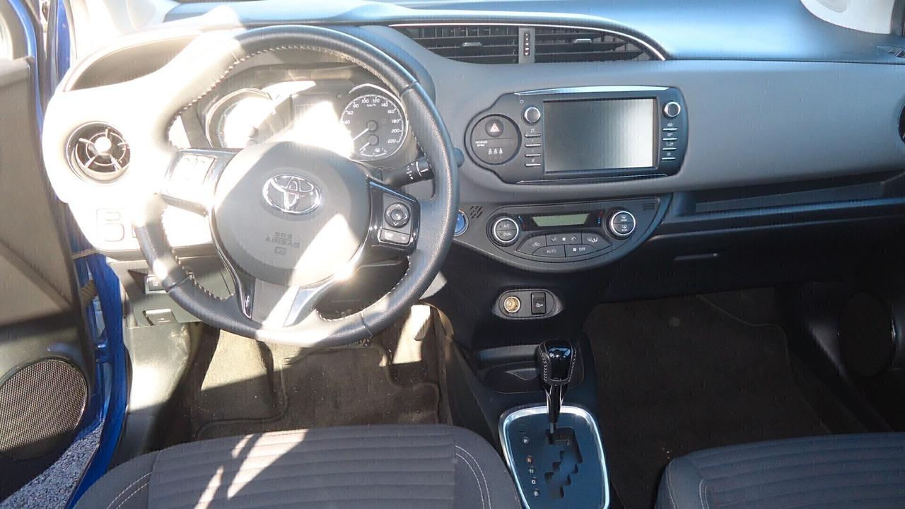 Toyota Yaris 1.5 Hybrid 5 porte Business 73cv