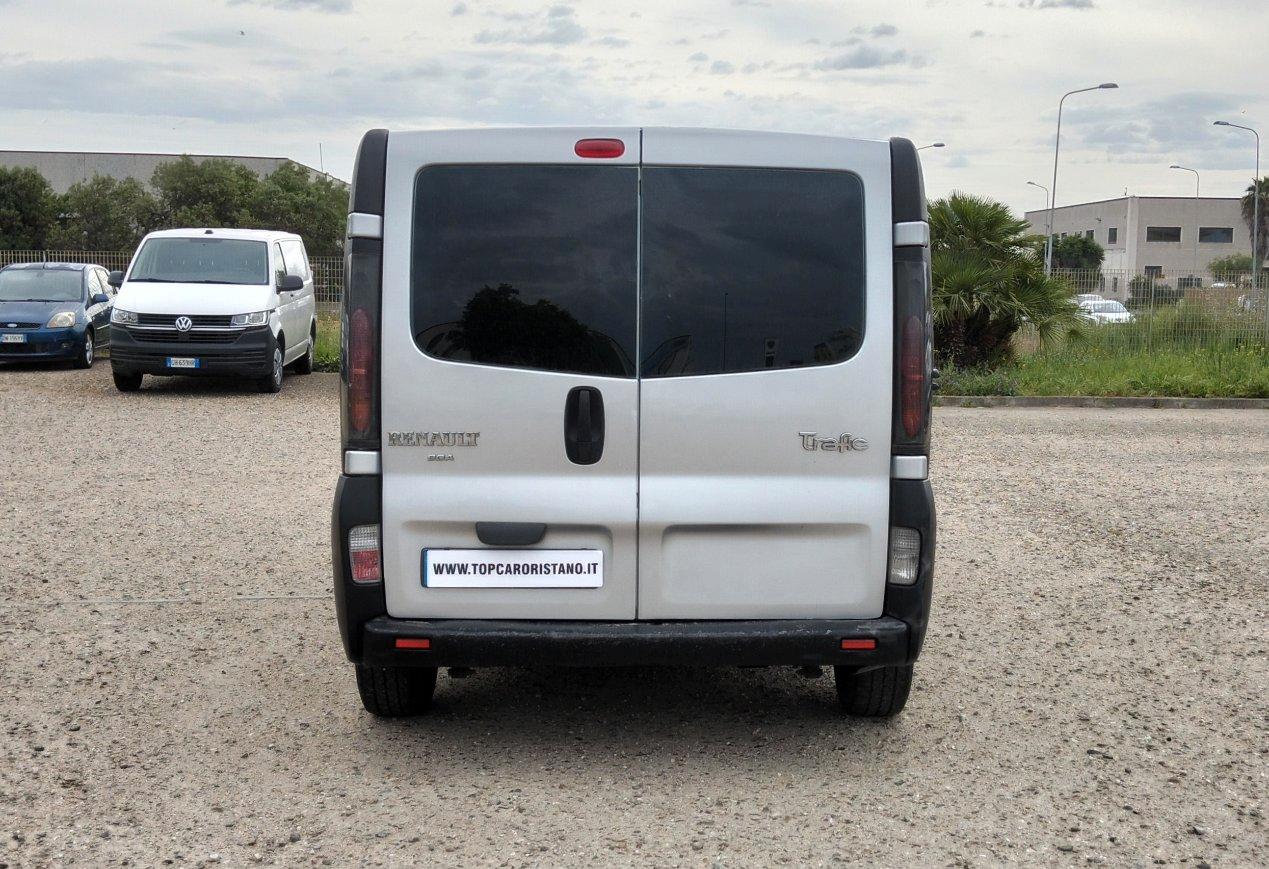 RENAULT Trafic T29 2.5 dci 140cv L2H1 Ice 6p.ti