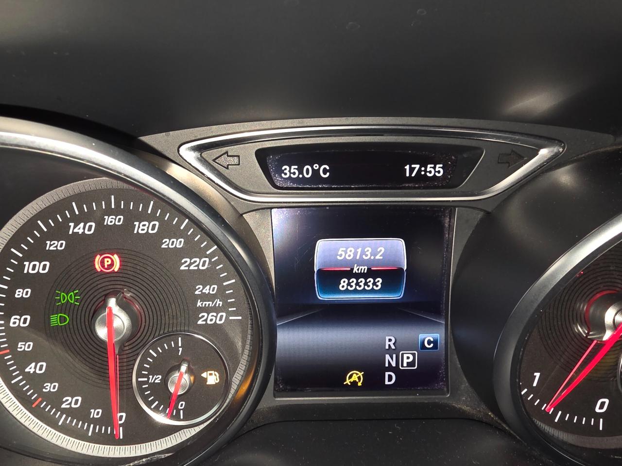 Mercedes-benz GLA 200 d Automatic Premium