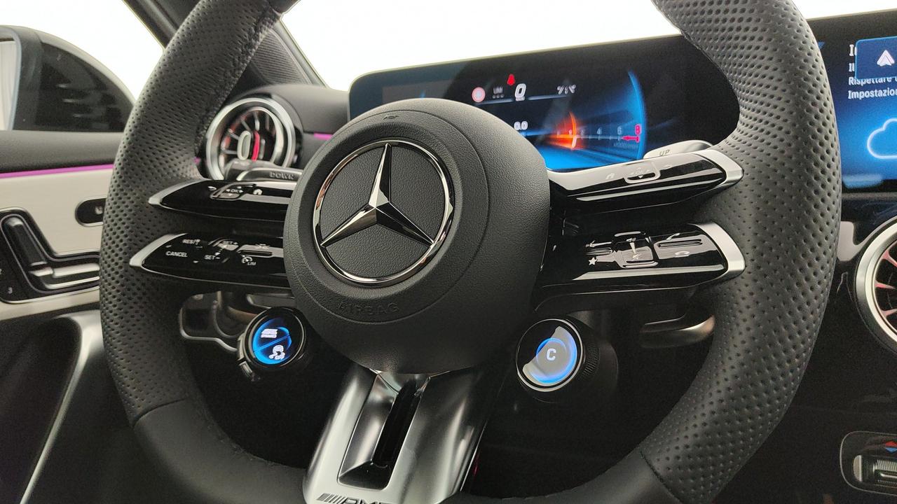 Mercedes-Benz Mercedes-AMG A 35 4MATIC