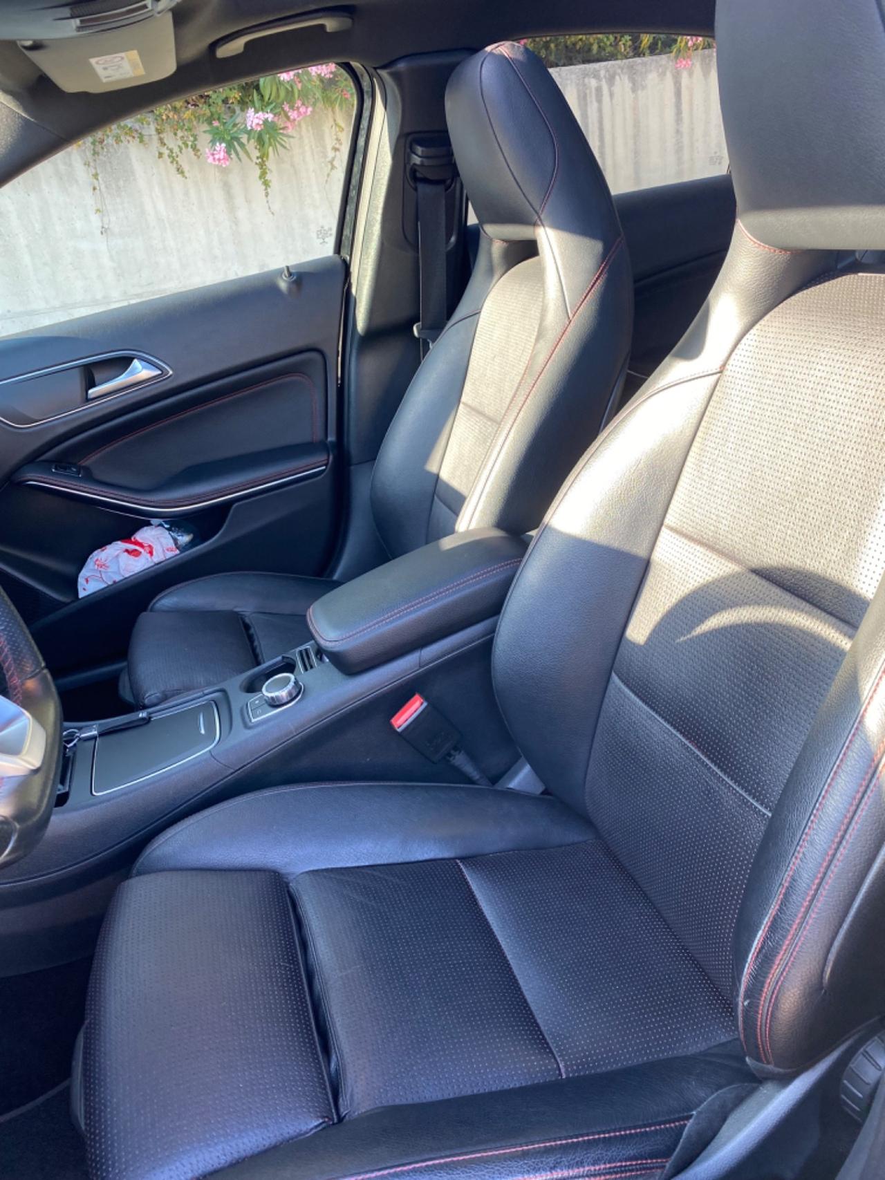 Mercedes-benz A 180 A 180 d Automatic Premium