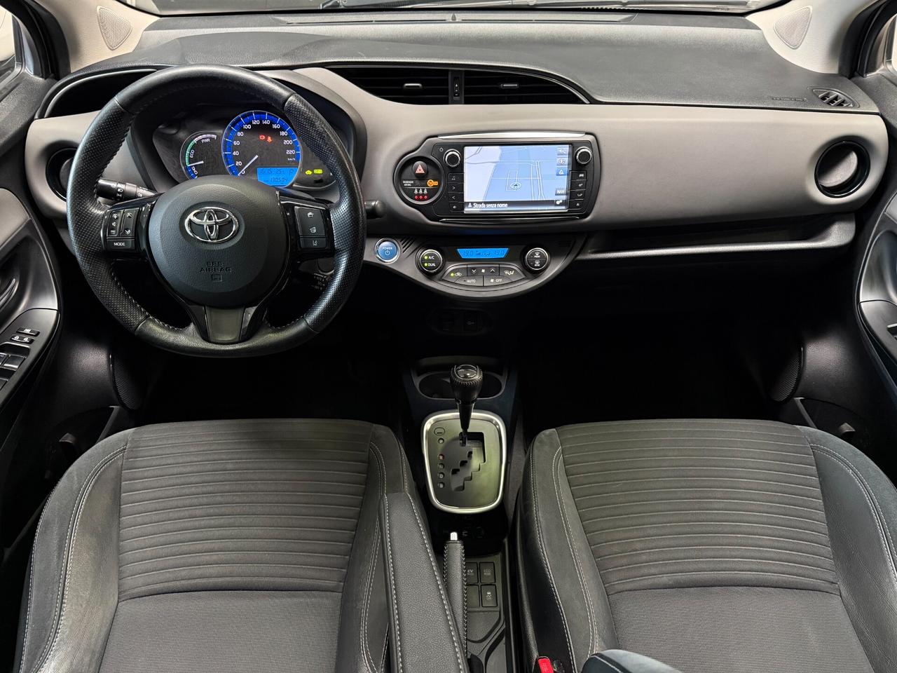 Toyota Yaris 1.5 Hybrid 5 porte neopatentati