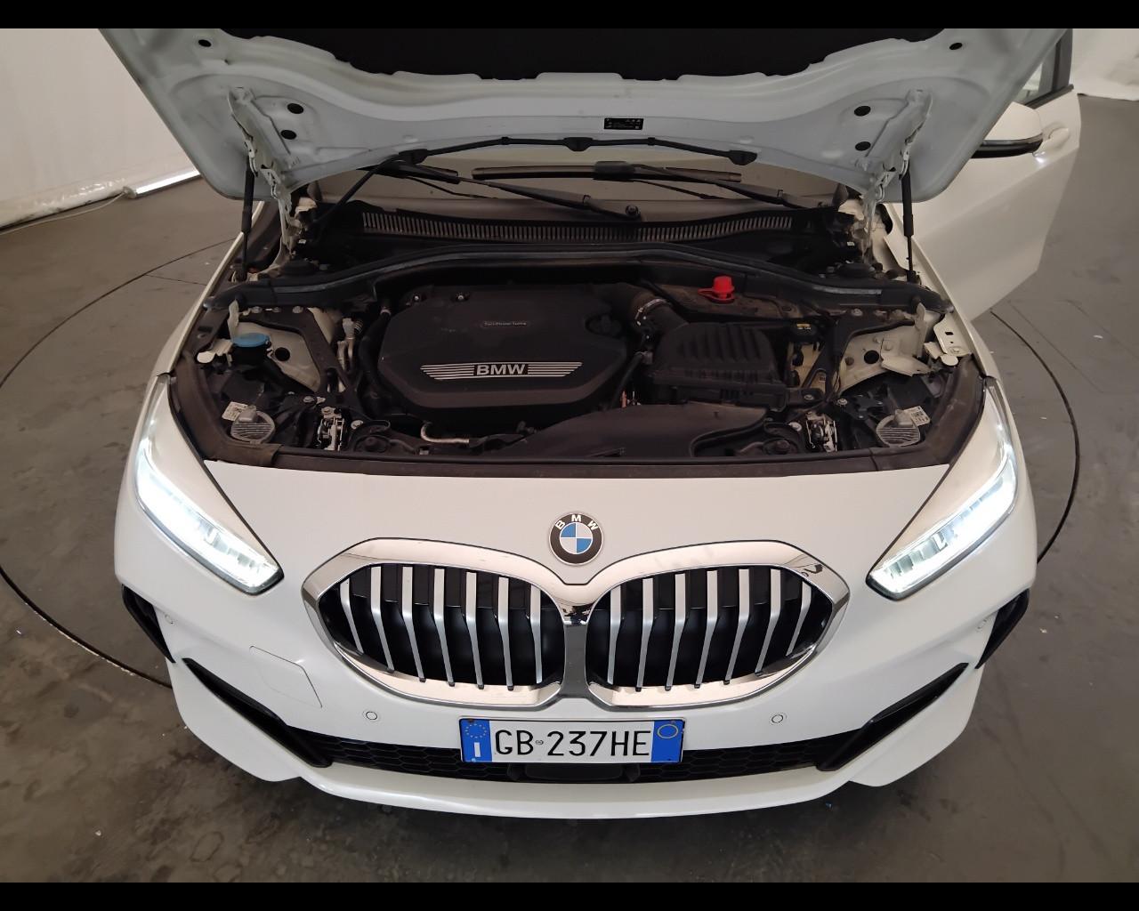 BMW Serie 1 F40 - 116d Msport auto