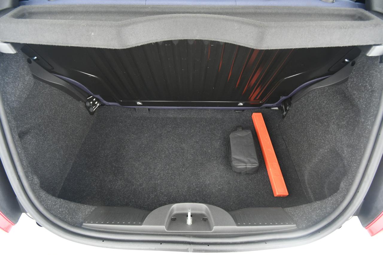 FIAT 500 1.0 hybrid Club 70cv BLUETOOTH+NEOPATENTATI