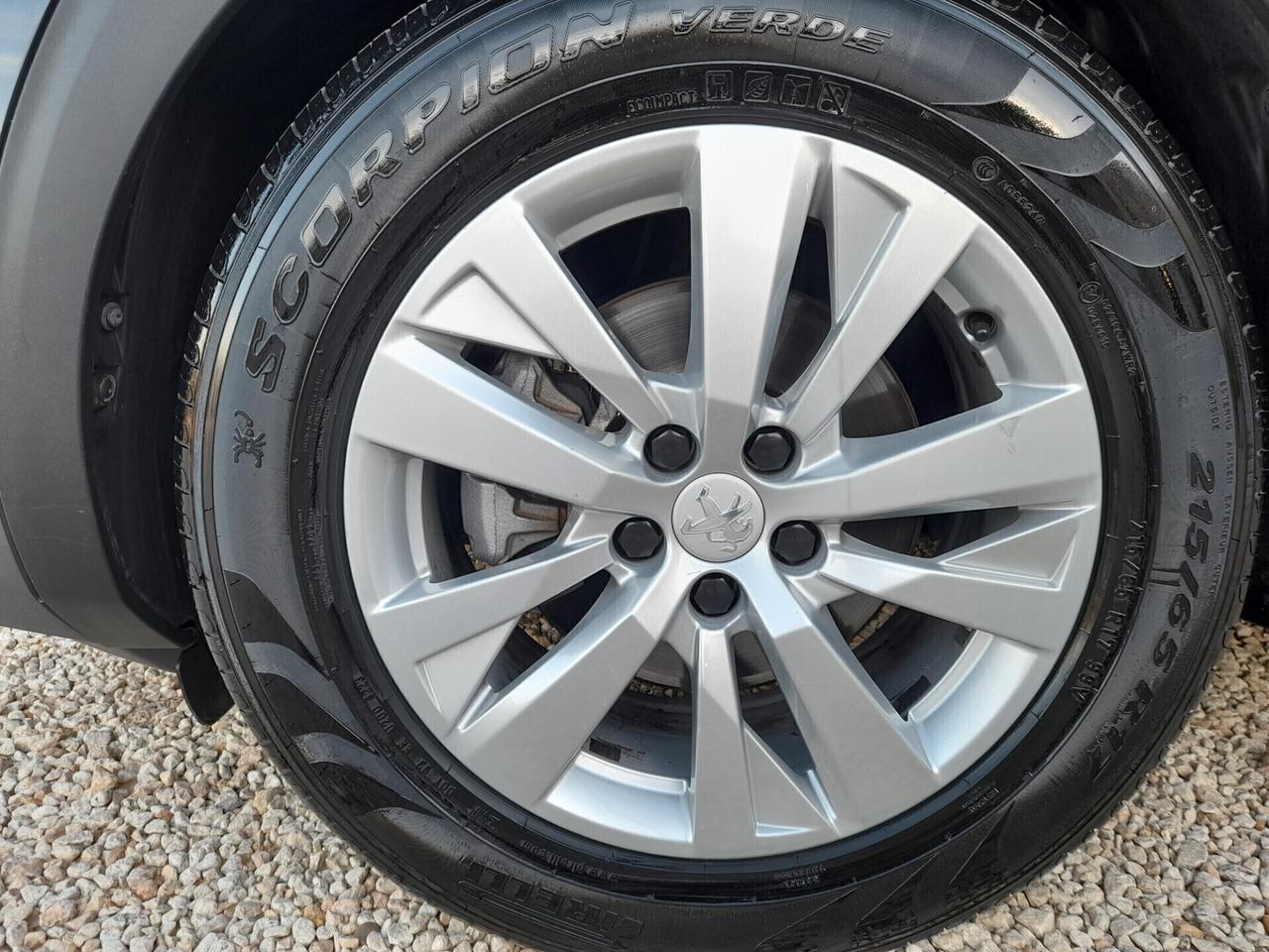 Peugeot 3008 BlueHDi 130 CAMBIO MANUALE ANNO 2022