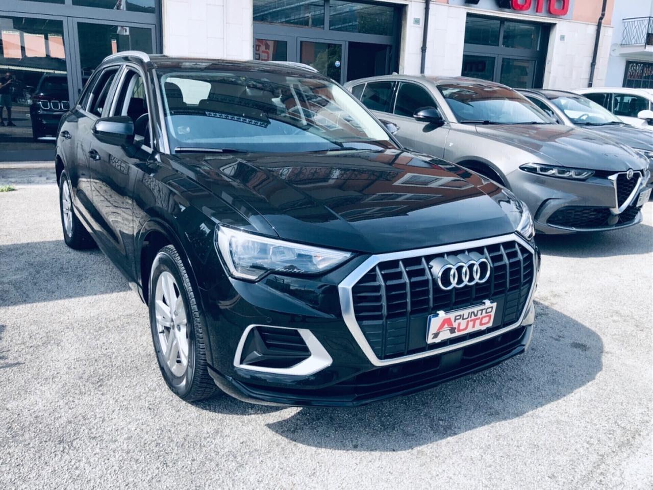 Audi Q3 35 TDI S tronic Business plus