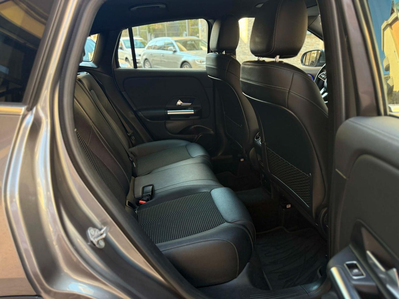 Mercedes-benz GLA 200 d Automatic Sport Plus BELLA !!