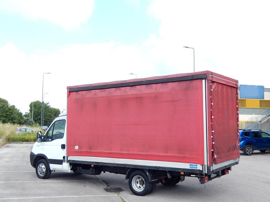 Iveco Daily 3.0 Telonato - DISTRIBUZIONE NUOVA