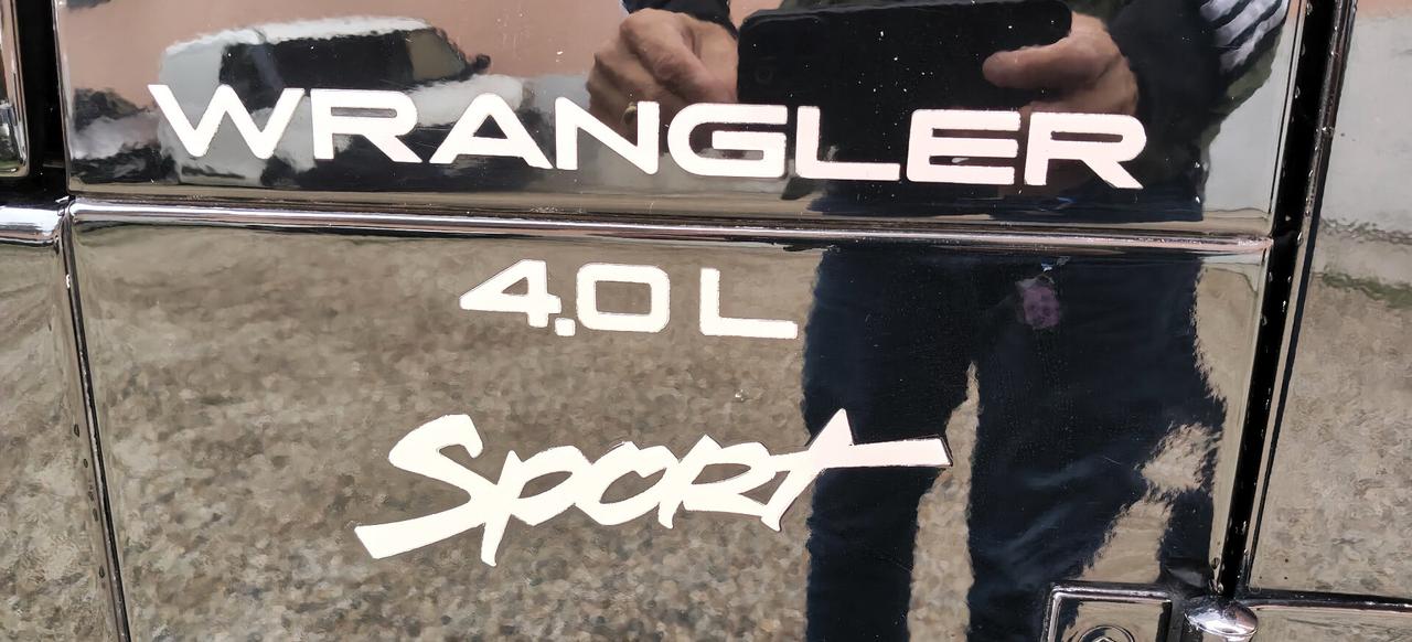Jeep Wrangler 4.0 Sport ASI 4 posti