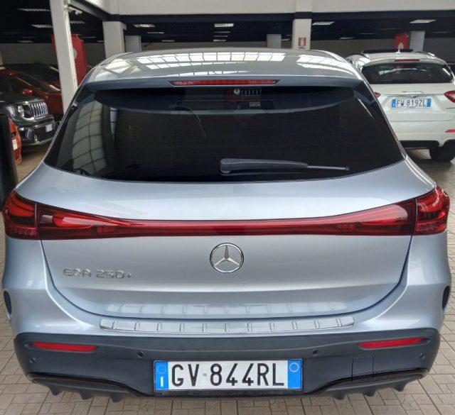 MERCEDES-BENZ EQA 250+ AMG Line Advanced