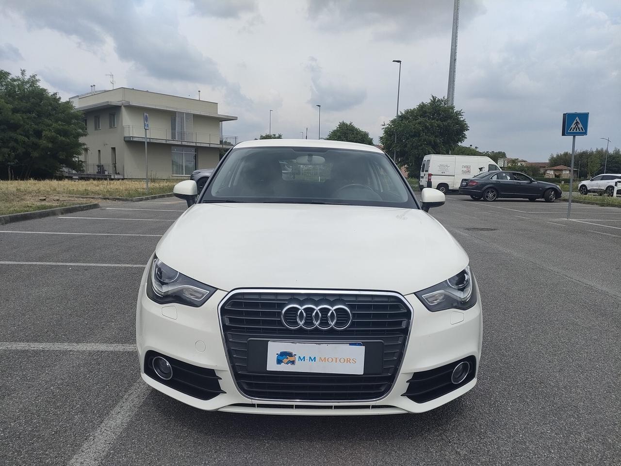 AUDI A1 1.6 tdi Attraction c/clima 90cv