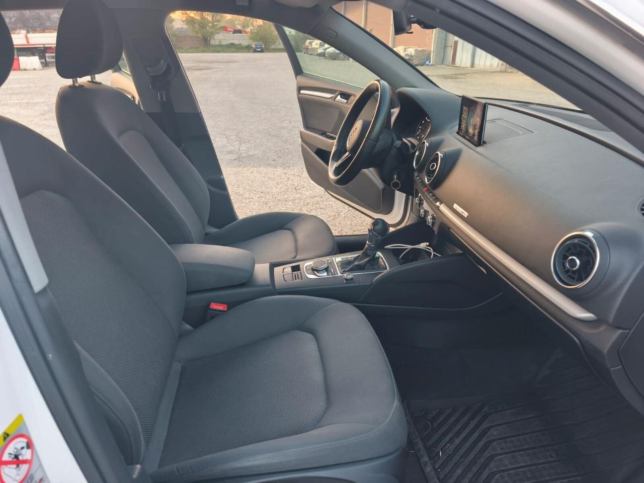 Audi A3 2019---1.5 Benzina Metano Automatica