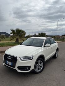 Audi Q3 2.0 TDI quattro S tronic Business Plus