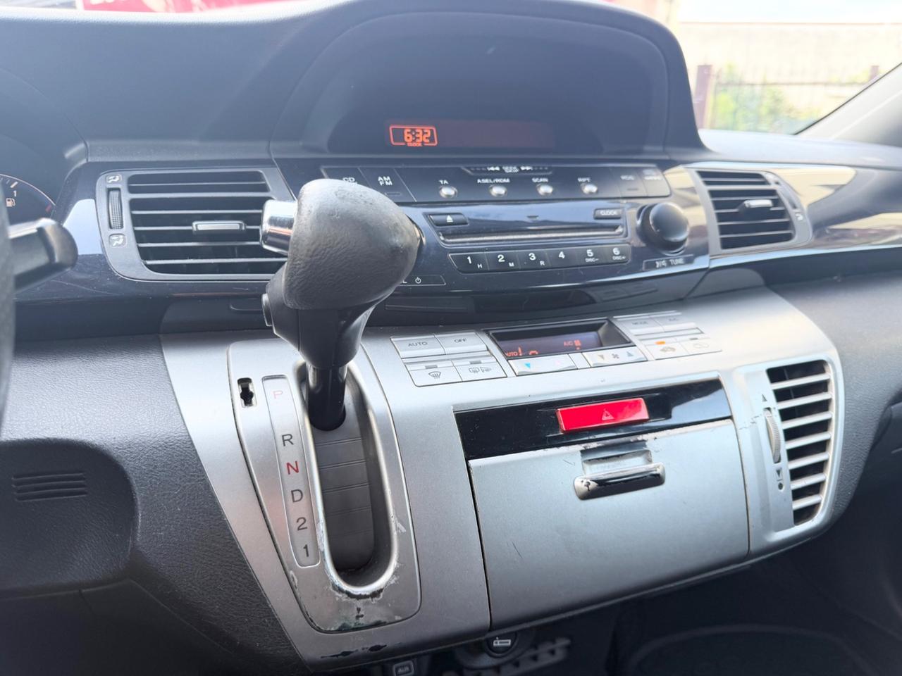 Honda FR-V 1.8 GPL 16V i-VTEC aut. Comfort Plus