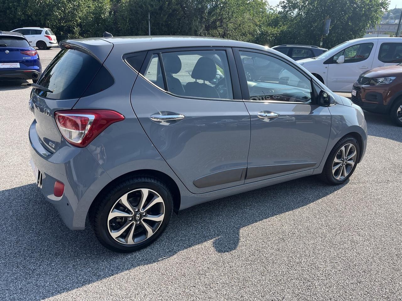 hyundai i 10 1200 cc STYLE