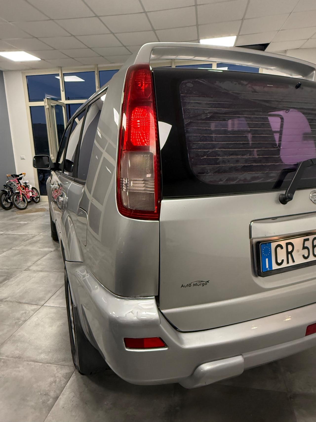 Nissan X-Trail 2.2 dCi Elegance