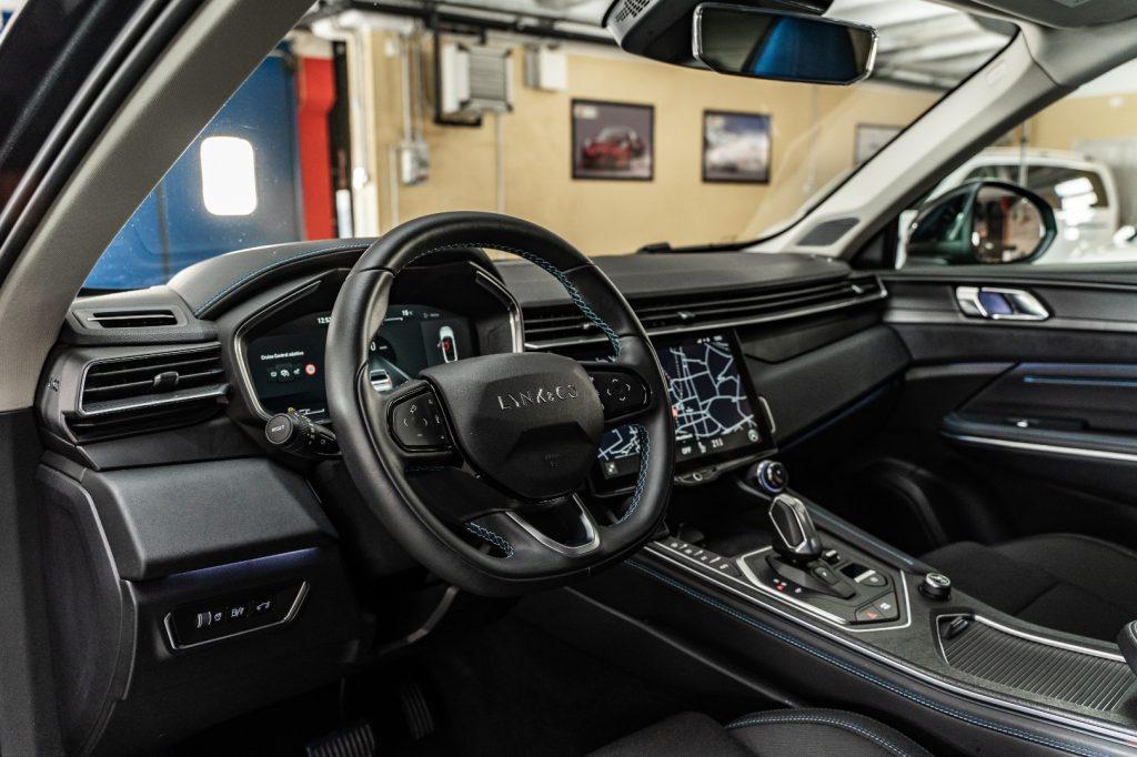 LYNK & CO 01 PHEV