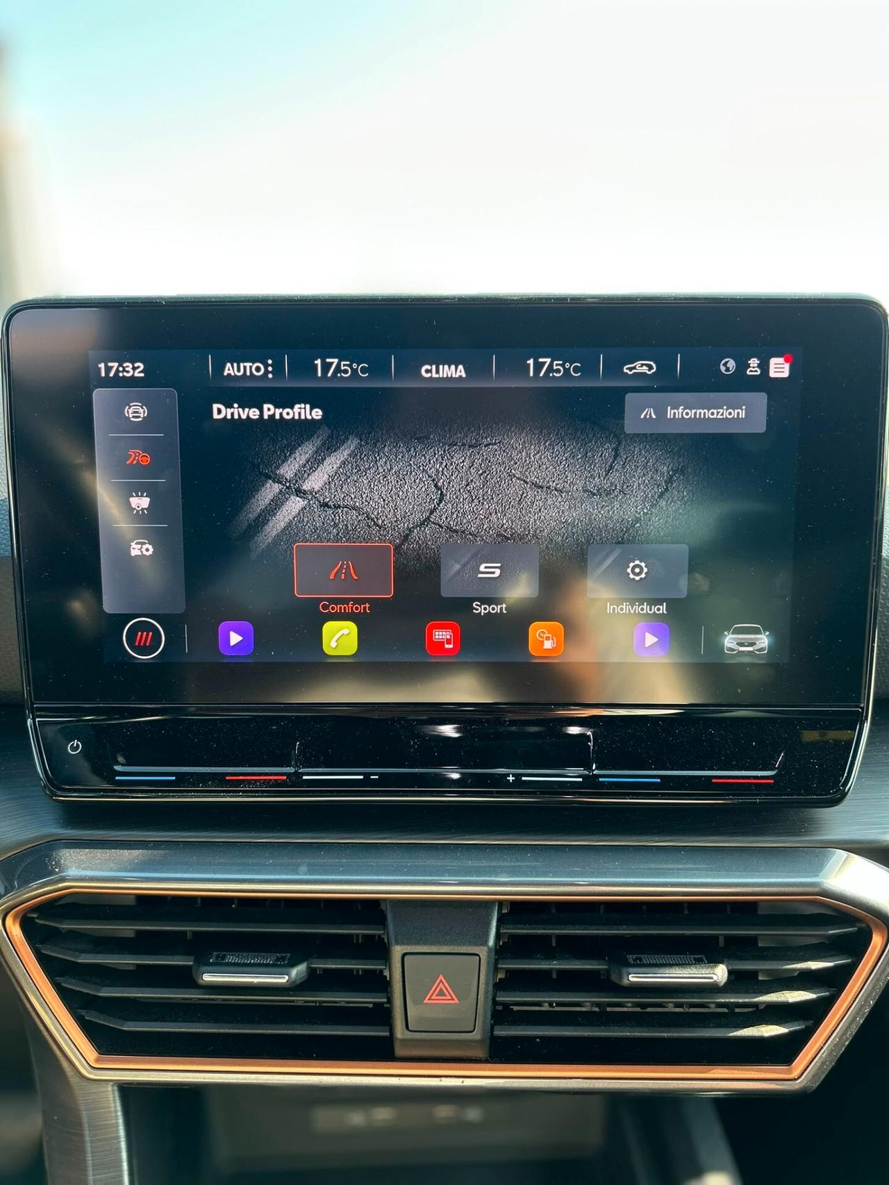 Cupra Leon 1.5 hybrid 150 CV