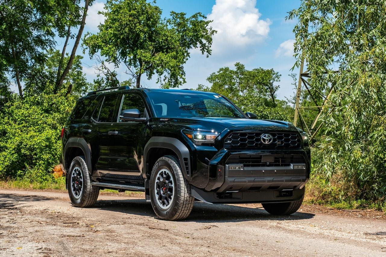 Toyota 4-Runner TRD Off-Road Hybrid