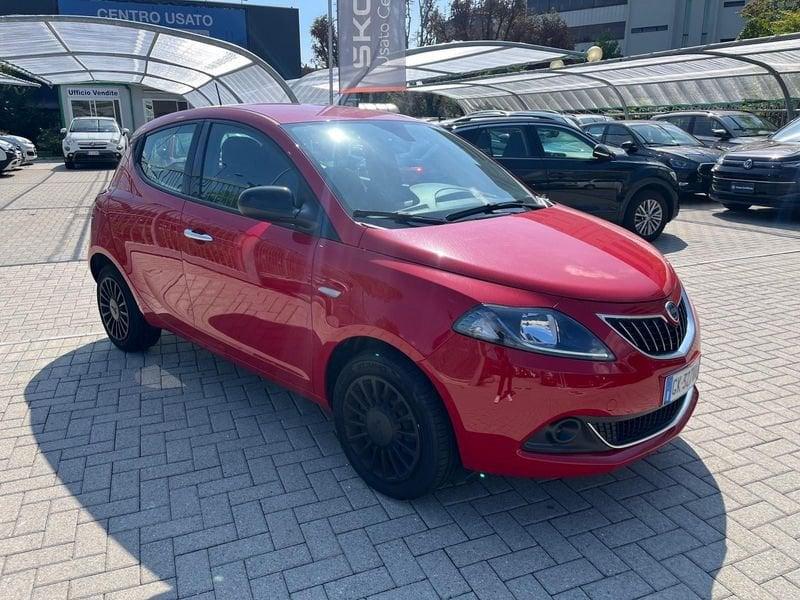 Lancia Ypsilon Ypsilon 1.0 FireFly 5 porte S&S Hybrid Silver