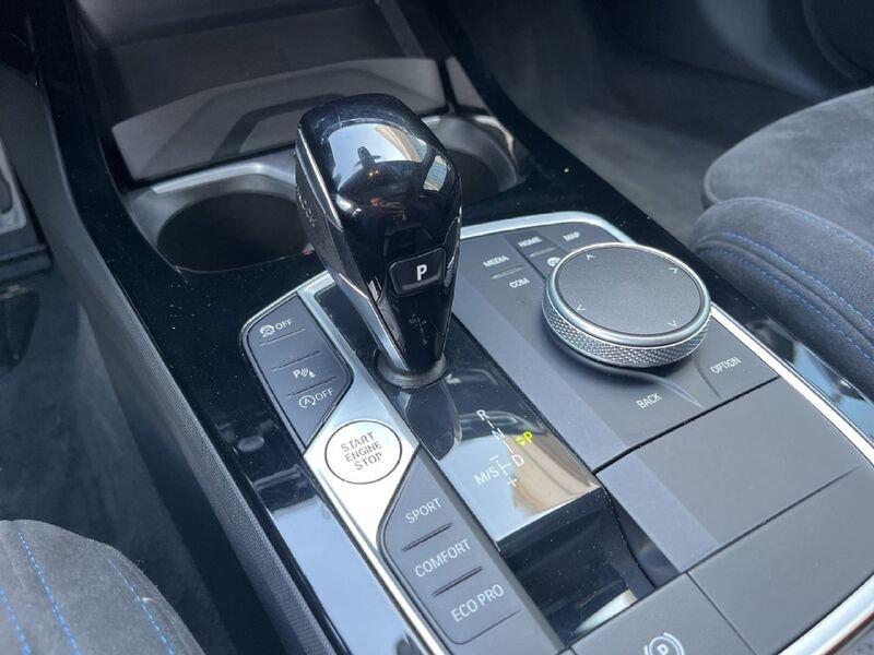 BMW Serie 1 F40 118d Msport auto