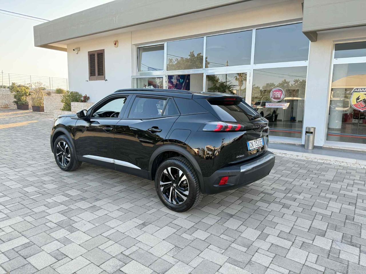 Peugeot 2008 BlueHDi 130 S&S EAT8 Allure Pack