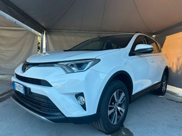 Toyota RAV 4 RAV4 2.0 D-4D 2WD Business