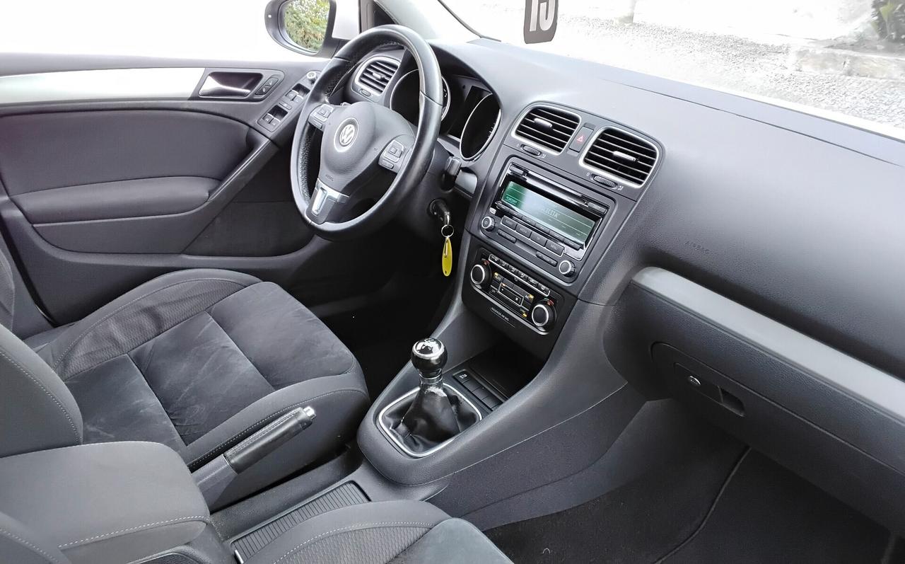 Volkswagen Golf 1.6 TDI DPF 5p. Highline
