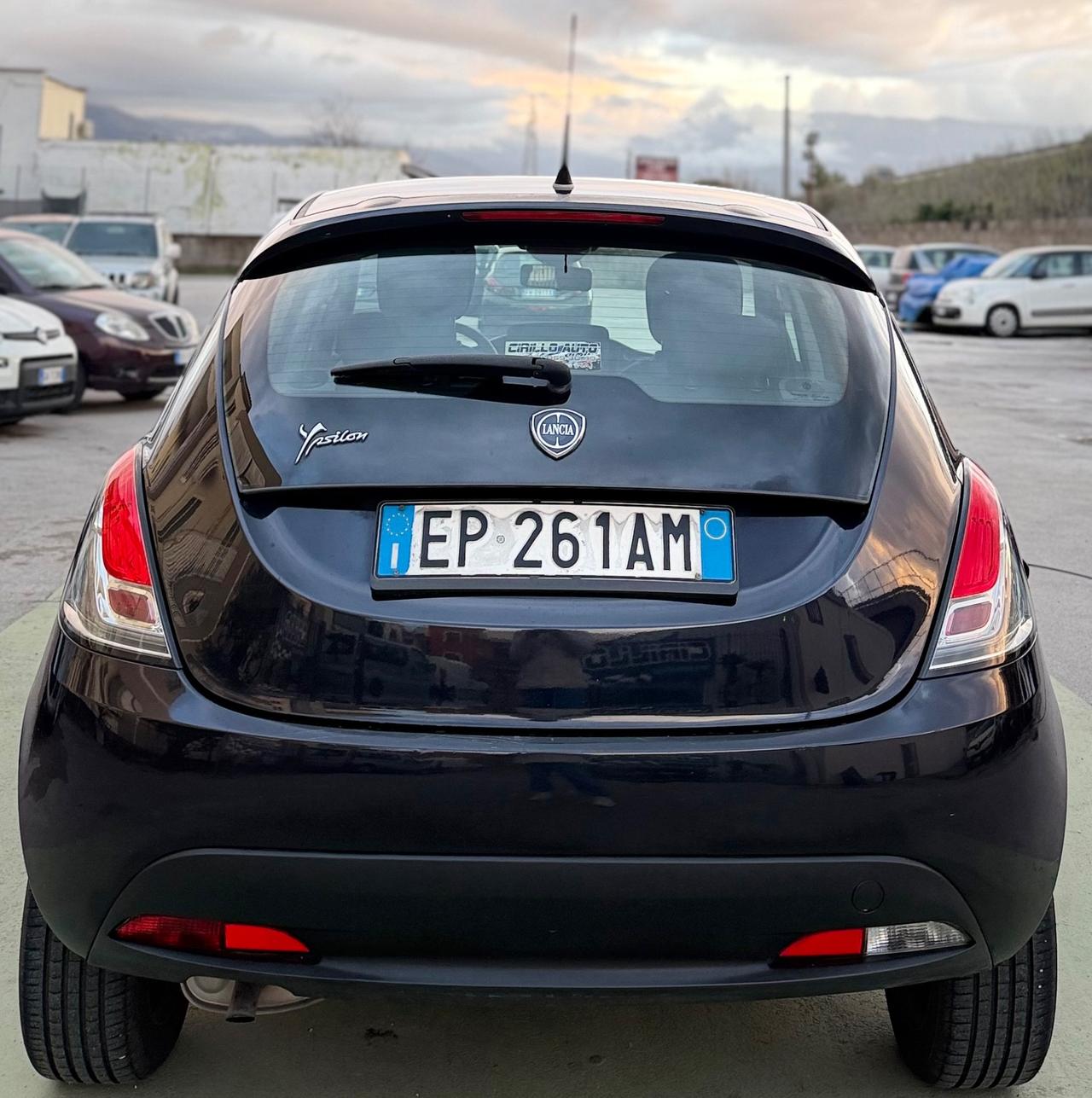 Lancia Ypsilon 1.2 Gpl 70 Cv