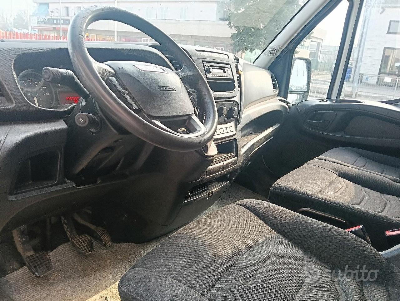 Iveco Daily 35S15V 2.3 HPT - 2015