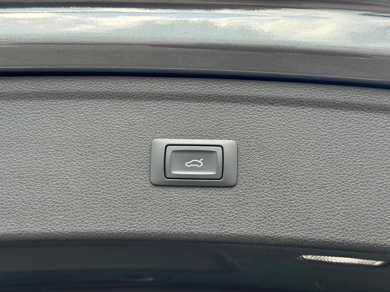 Audi Q5 2.0 TDI quattro S tronic Business Sport