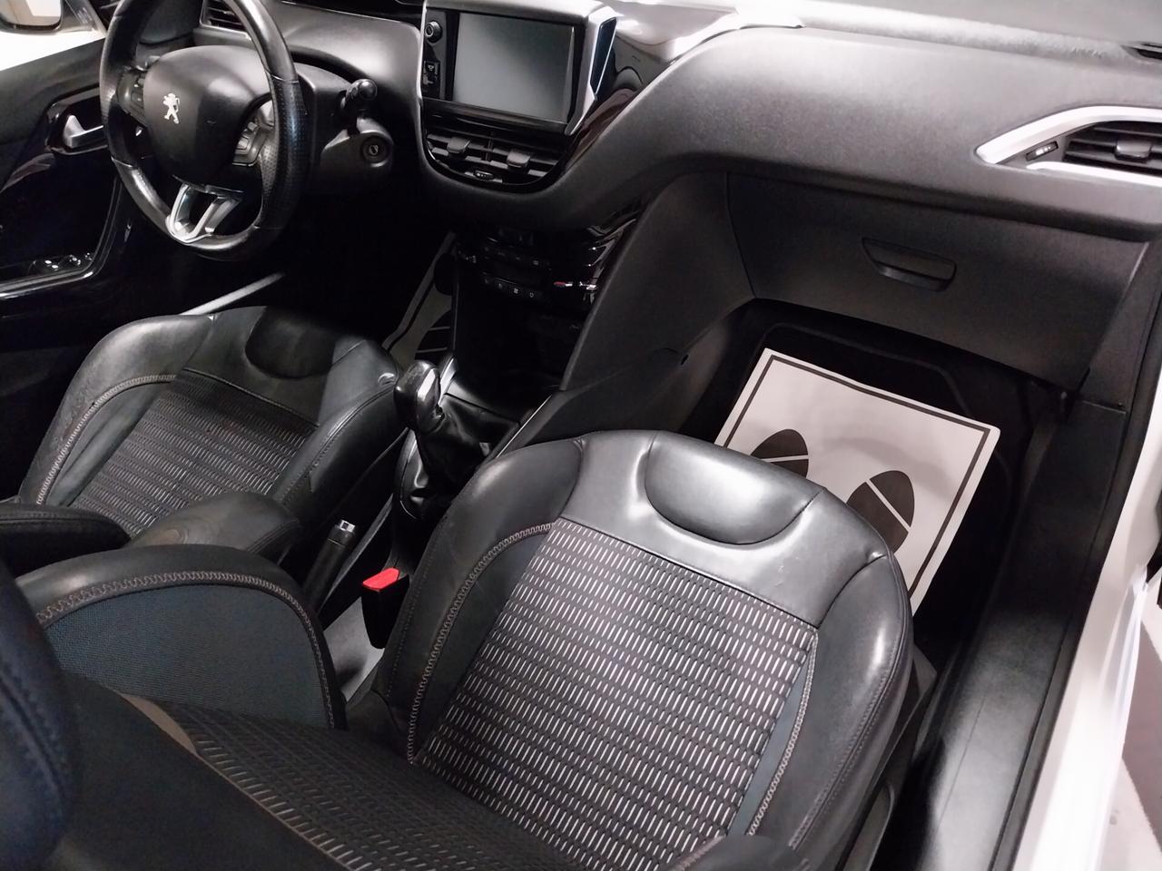 Peugeot 208 1.6 e-HDi 92 CV 3 porte Allure - ok neopatentati