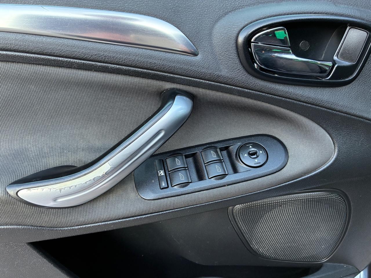 Ford S-Max 2.0 TDCi 140CV Titanium DPF