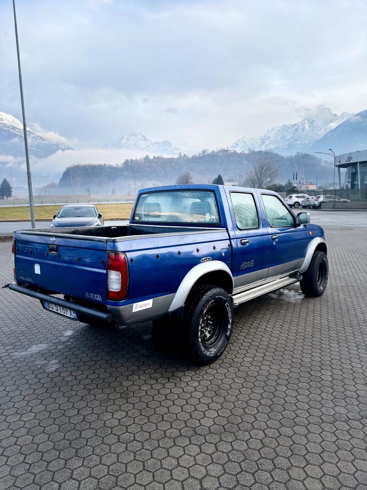 Nissan navara d22 pick up motore a ingranaggi