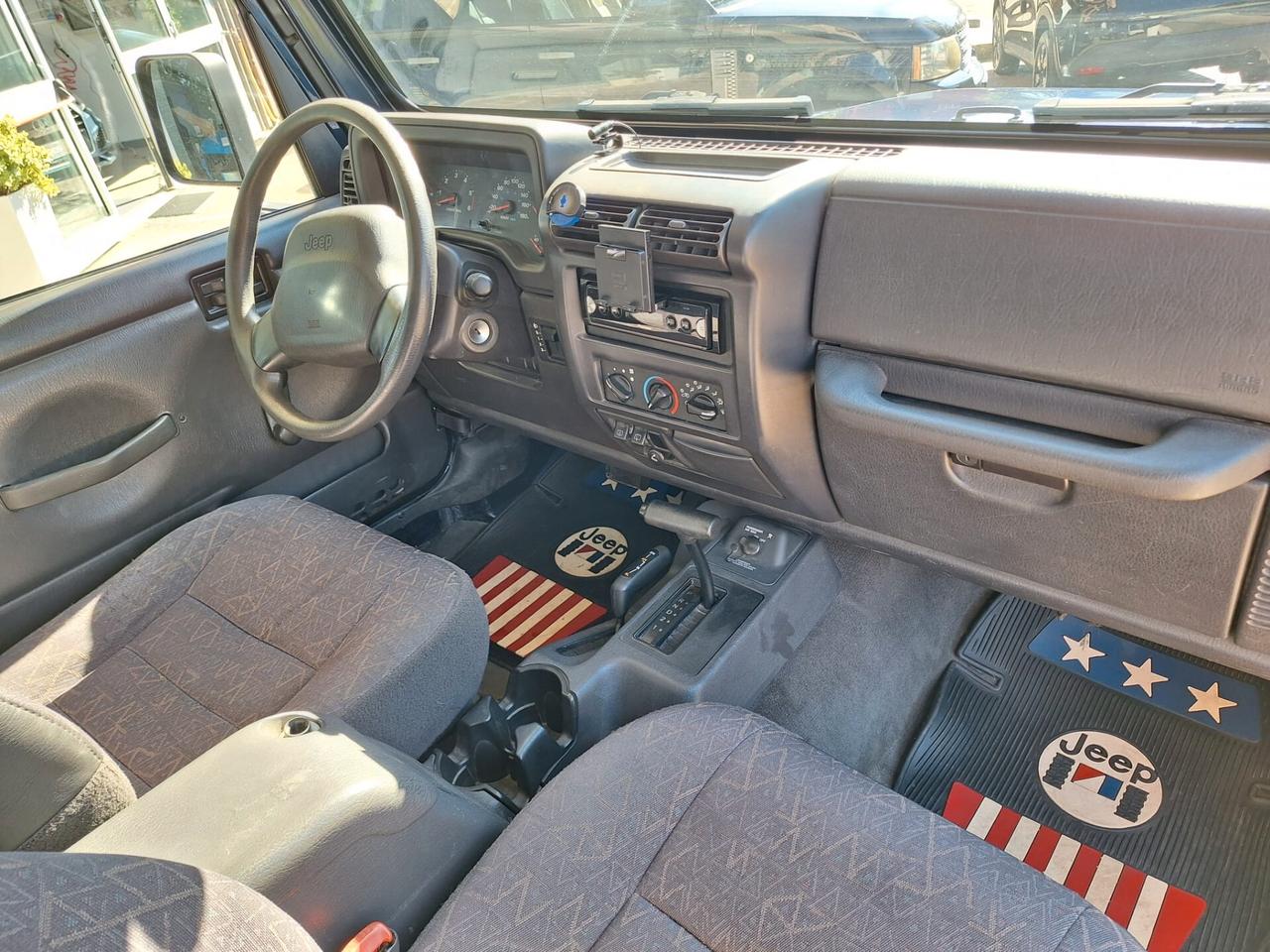 Jeep Wrangler 4.0 cat Connection