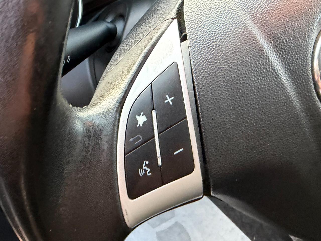 Fiat Punto New 1.3 M.JET 75 cv. 5p LOUNGE (MOTORE DA RIVEDERE)