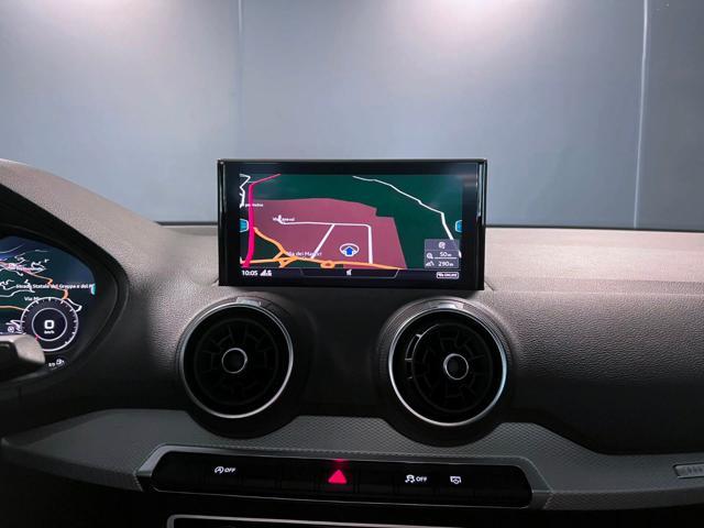 AUDI Q2 35 TFSI S tronic Business