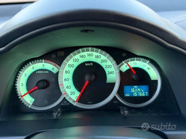 Toyota Corolla Verso 2.2 16V D-4D 7 POSTI