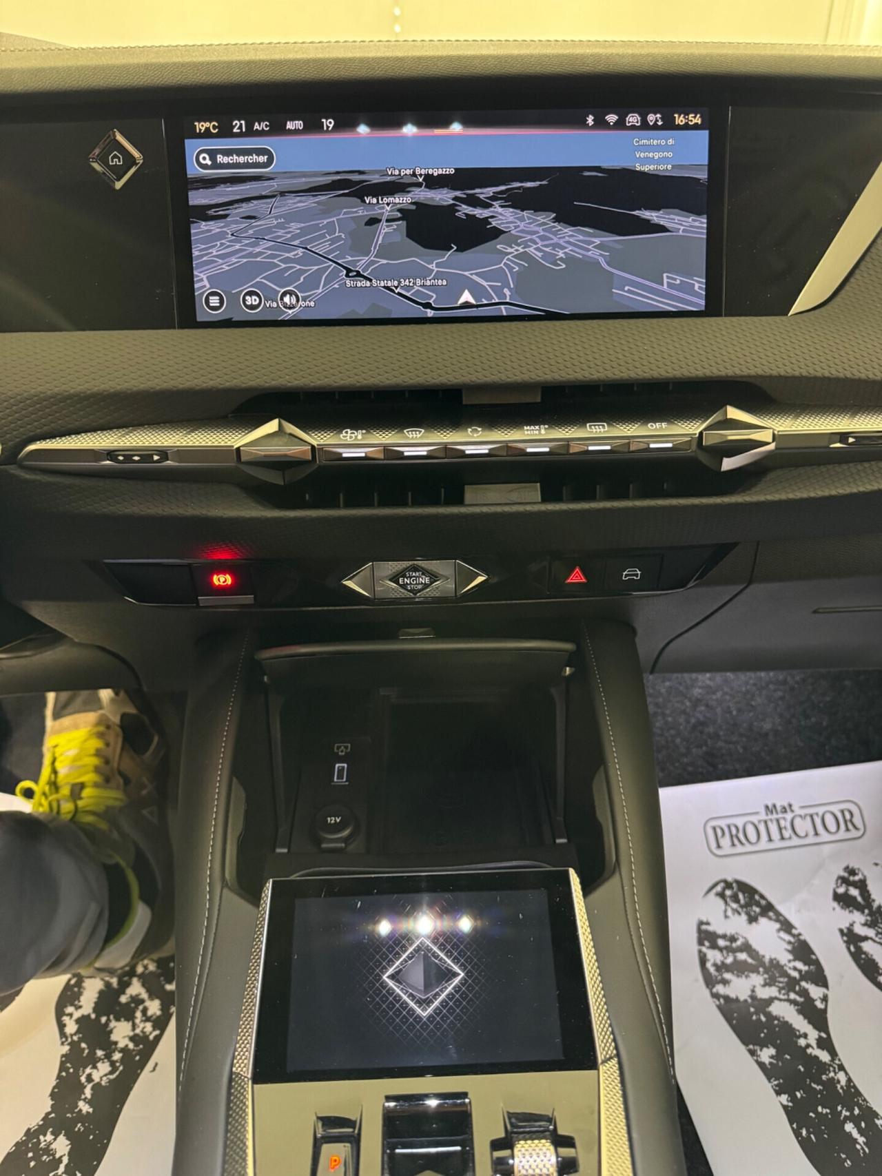 DS 4 E-Tense 225 Cross Trocadero CRUISE ADATTIVO, SENSORI ANT, POST & RETROCAMERA, MANIGLIE A SCOMPA