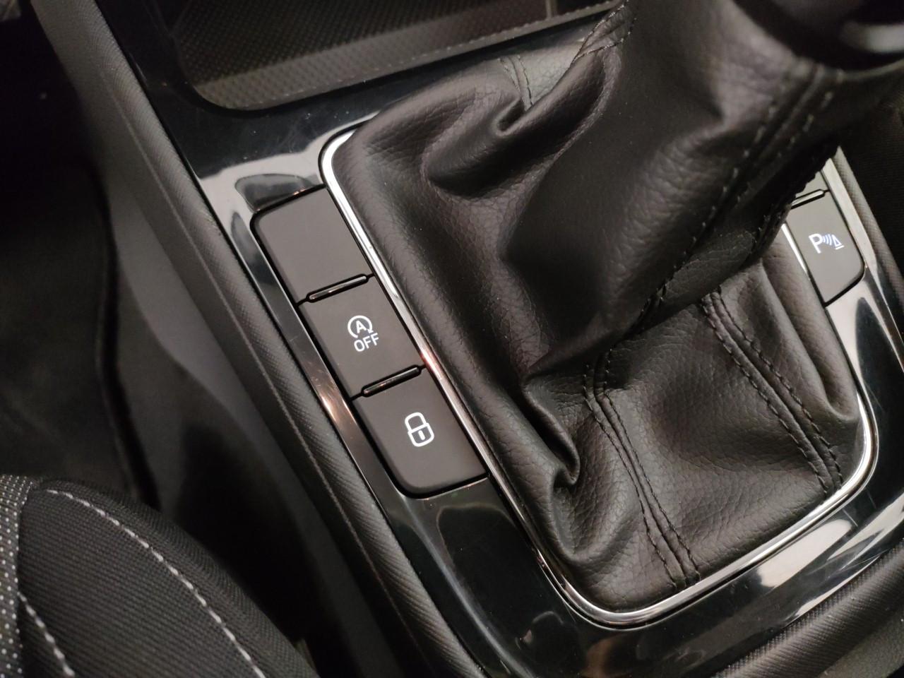 SKODA Fabia IV 2022 - Fabia 1.0 mpi Young Edition 80cv