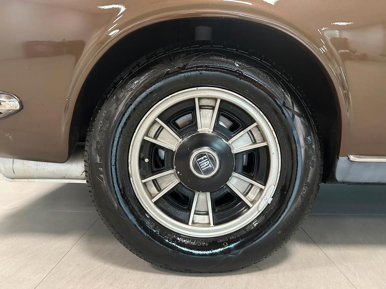 Fiat Dino 2400 coupe - Targhe originali